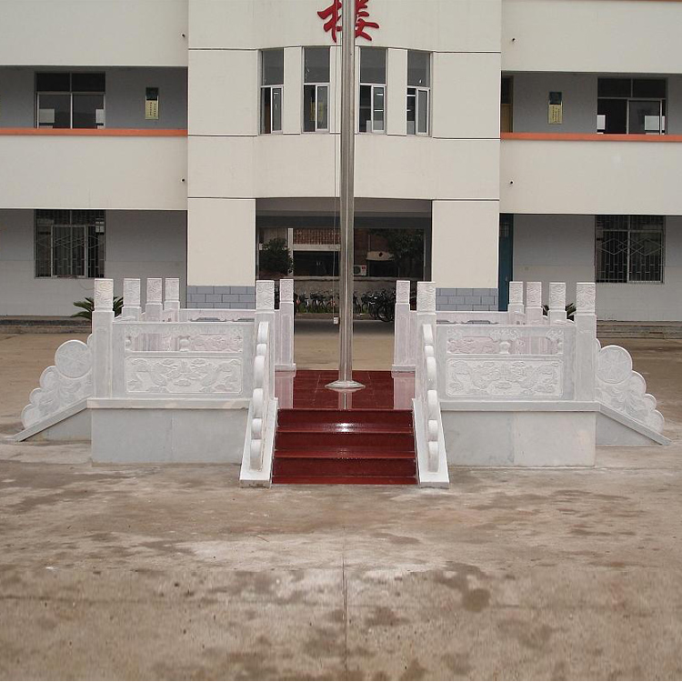 教學(xué)樓升旗臺_漢白玉雕花國旗臺雕塑