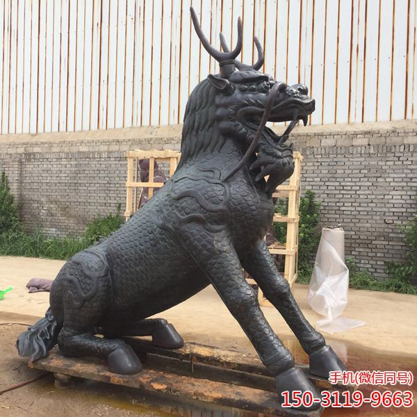 純銅麒麟雕塑_大型動(dòng)物銅雕門(mén)口鎮(zhèn)宅風(fēng)水銅麒麟