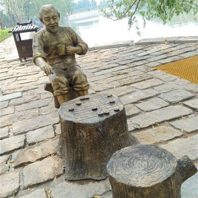 玻璃鋼樹墩，棋盤，老頭，公園情景雕塑