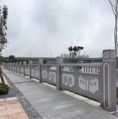 花崗巖雕花石欄板，市政路橋護(hù)欄