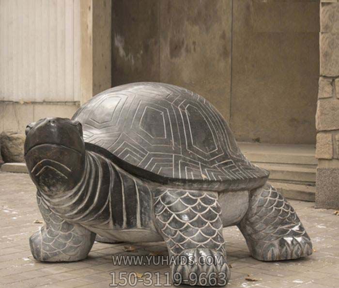 庭院戶外不銹鋼仿真動(dòng)物烏龜?shù)袼?>
                                <h2>庭院戶外不銹鋼仿真動(dòng)物烏龜?shù)袼?參數(shù)說明</h2>
                                                                        <table>
                                      <tr>
                                        <th>產(chǎn)品標(biāo)題</th>
                                        <td>庭院戶外不銹鋼仿真動(dòng)物烏龜?shù)袼?/td>
                                      </tr>
                                      <tr>
                                        <th>發(fā)布時(shí)間</th>
                                        <td>2023-06-07 12:49</td>
                                      </tr>
                                      <tr>
                                        <th>價(jià)格</th>
                                        <td><span>電話咨詢</td>
                                      </tr>
                                                                              <tr>
                                          <th>雕刻內(nèi)容</th>
                                          <td>動(dòng)物</td>
                                        </tr>
                                                                              <tr>
                                          <th>制作材質(zhì)</th>
                                          <td>不銹鋼</td>
                                        </tr>
                                                                              <tr>
                                          <th>其他</th>
                                          <td>仿真</td>
                                        </tr>
                                                                          </table>
                                <h2>庭院戶外不銹鋼仿真動(dòng)物烏龜?shù)袼?詳細(xì)說明</h2>
                                <p>玉海雕塑是一家綜合性的雕塑公司，擁有多款庭院戶外不銹鋼仿真動(dòng)物烏龜?shù)袼苣Ｐ?，可加工定制多種庭院戶外不銹鋼仿真動(dòng)物烏龜?shù)袼?，支持材質(zhì)、樣式、風(fēng)格、尺寸大小等方面的調(diào)整修改定制。我們所加工制作的庭院戶外不銹鋼仿真動(dòng)物烏龜?shù)袼苜|(zhì)優(yōu)價(jià)廉，遍布全國多個(gè)省市地區(qū)，想要了解更多案例圖片，請(qǐng)電話或微信咨詢。材質(zhì)、大小、樣式等都可以按需定制，還可根據(jù)您提供給的庭院戶外不銹鋼仿真動(dòng)物烏龜?shù)袼軜訄D進(jìn)行制作！如有相關(guān)需求，歡迎致電（微信同號(hào)）：<span>150-3119-9663</span></p>
                                                                <div   class=