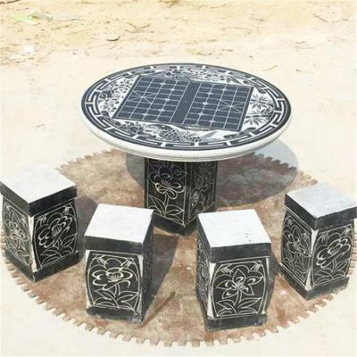 家用青石石雕大型棋盤(pán)格石桌石凳雕塑