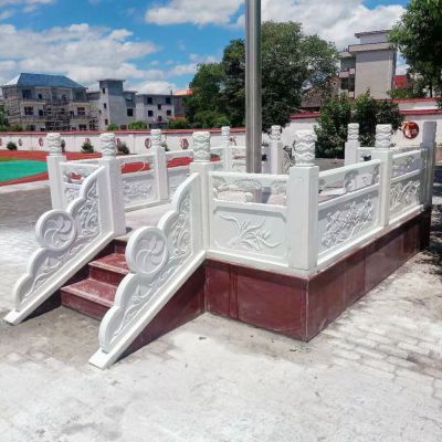 漢白玉旗臺(tái)，學(xué)校升旗臺(tái)欄桿
