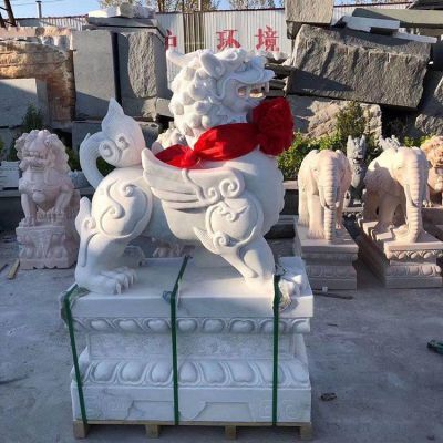 漢白玉石雕貔貅，門店看門神獸
