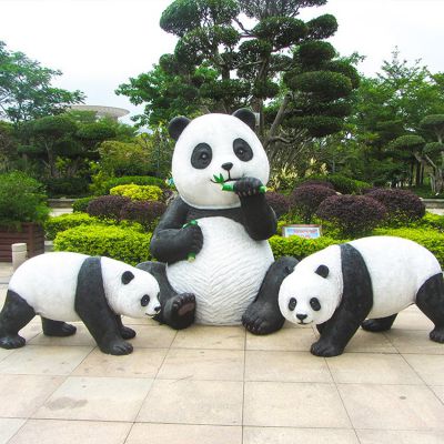 玻璃鋼仿真熊貓，尺寸大小，樣色樣式都可定制