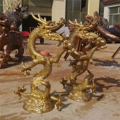 廣場景區(qū)鑄銅雙龍雕塑各種銅龍?jiān)煨? /></figure>
                    <p>廣場景區(qū)鑄銅雙龍雕塑各種銅龍?jiān)煨?/p>
                </a></li>
                            <li><a href=