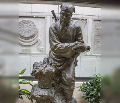 庭院園林擺放鑄銅浮雕醫(yī)學(xué)家李時珍青銅雕