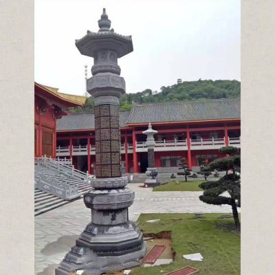 石雕經(jīng)幢，寺廟青石經(jīng)幢