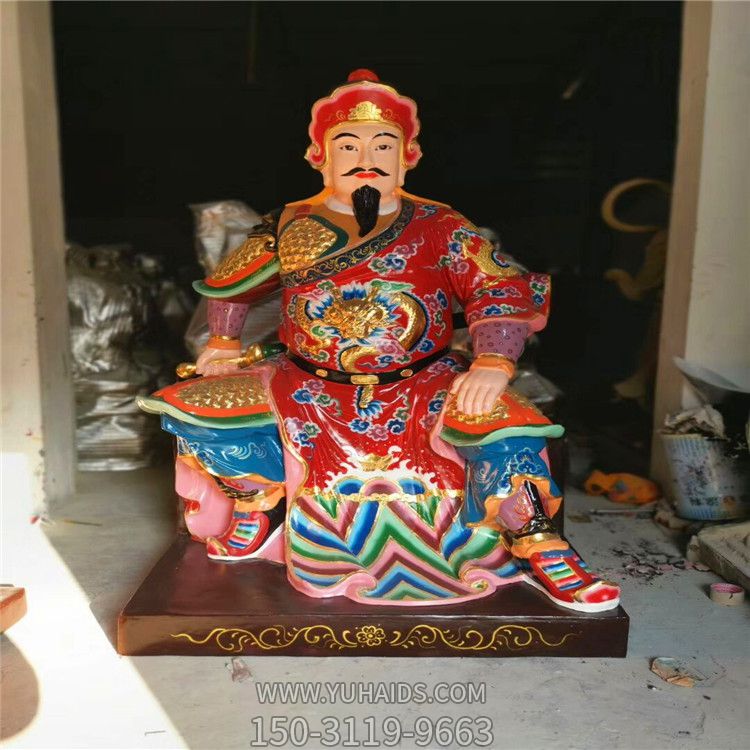 大型玻璃鋼彩繪神佛馬王爺?shù)袼?>
                                <h2>大型玻璃鋼彩繪神佛馬王爺?shù)袼?參數(shù)說明</h2>
                                                                        <table>
                                      <tr>
                                        <th>產(chǎn)品標題</th>
                                        <td>大型玻璃鋼彩繪神佛馬王爺?shù)袼?/td>
                                      </tr>
                                      <tr>
                                        <th>發(fā)布時間</th>
                                        <td>2023-06-08 13:00</td>
                                      </tr>
                                      <tr>
                                        <th>價格</th>
                                        <td><span>電話咨詢</td>
                                      </tr>
                                                                              <tr>
                                          <th>制作材質(zhì)</th>
                                          <td>玻璃鋼</td>
                                        </tr>
                                                                              <tr>
                                          <th>雕刻內(nèi)容</th>
                                          <td>馬</td>
                                        </tr>
                                                                              <tr>
                                          <th>其他</th>
                                          <td>彩繪</td>
                                        </tr>
                                                                          </table>
                                <h2>大型玻璃鋼彩繪神佛馬王爺?shù)袼?詳細說明</h2>
                                <p>玉海雕塑是一家綜合性的雕塑公司，擁有多款大型玻璃鋼彩繪神佛馬王爺?shù)袼苣Ｐ?，可加工定制多種大型玻璃鋼彩繪神佛馬王爺?shù)袼?，支持材質(zhì)、樣式、風格、尺寸大小等方面的調(diào)整修改定制。我們所加工制作的大型玻璃鋼彩繪神佛馬王爺?shù)袼苜|(zhì)優(yōu)價廉，遍布全國多個省市地區(qū)，想要了解更多案例圖片，請電話或微信咨詢。材質(zhì)、大小、樣式等都可以按需定制，還可根據(jù)您提供給的大型玻璃鋼彩繪神佛馬王爺?shù)袼軜訄D進行制作！如有相關(guān)需求，歡迎致電（微信同號）：<span>150-3119-9663</span></p>
                                                                <div   class=