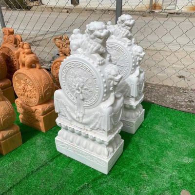 大理石獅子抱鼓石門墩，漢白玉、晚霞紅等石材雕刻